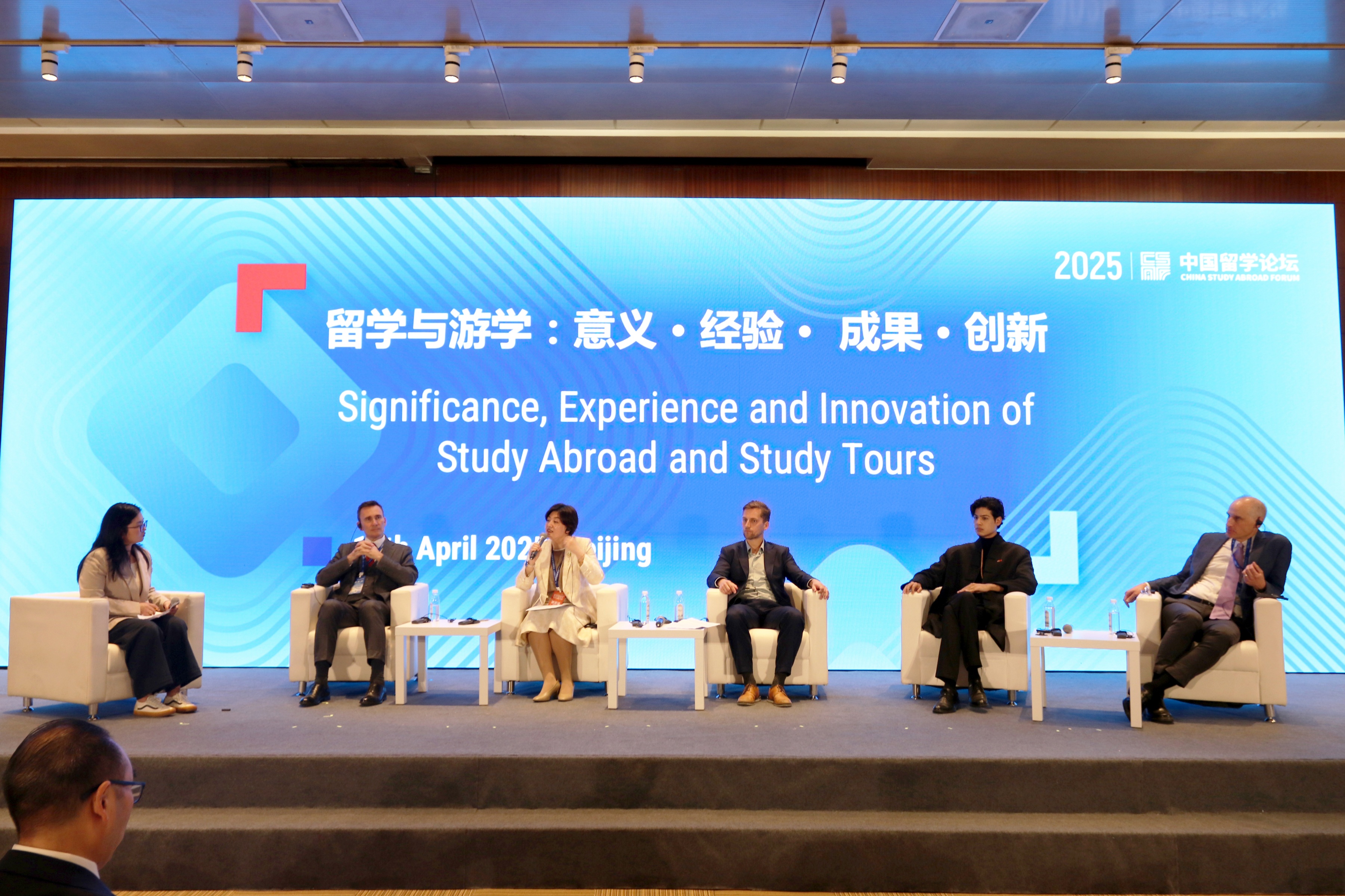 1744787240954083483.jpg 1744787240954083483.jpg